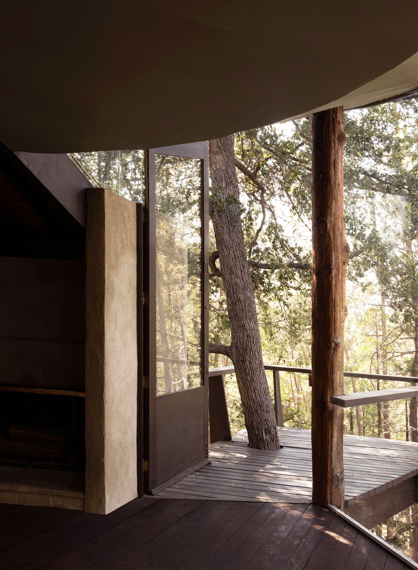 Tour Pearlman Cabin by John Lautner | Wallpaper