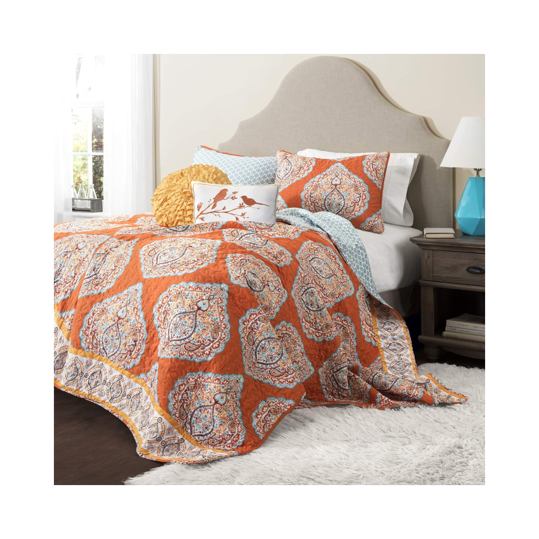 Quilted damask pattern bedding set