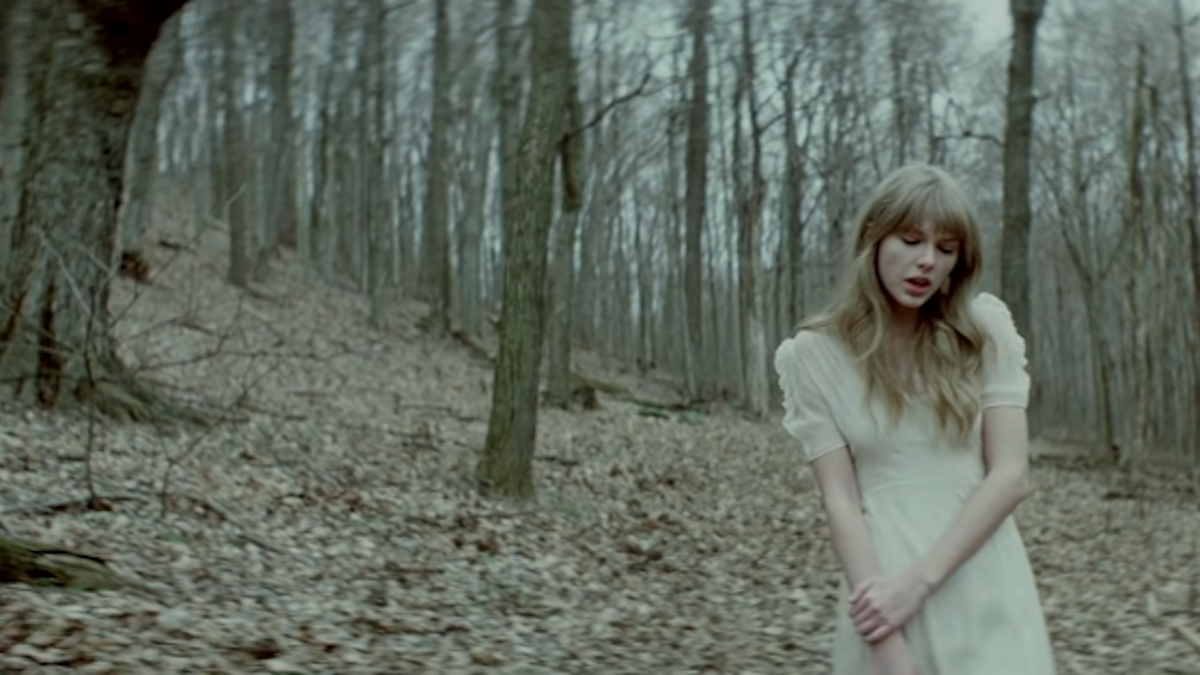 The Hunger Games' 'Safe And Sound' And 8 Other Best Taylor Swift Song
