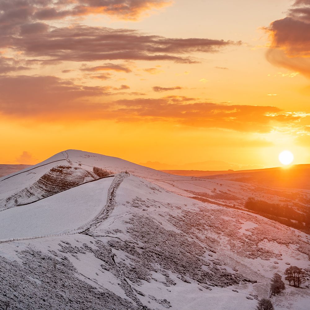 Sunrise in the peak district
