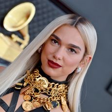 dua lipa with blonde hair 