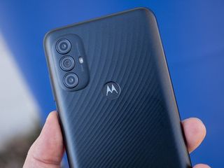 Moto G Power 2022 Camera Bump Hold fingerprint scanner