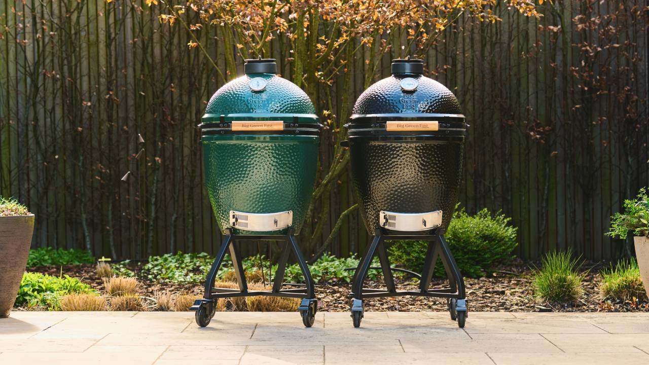 Big Green Egg The Onyx