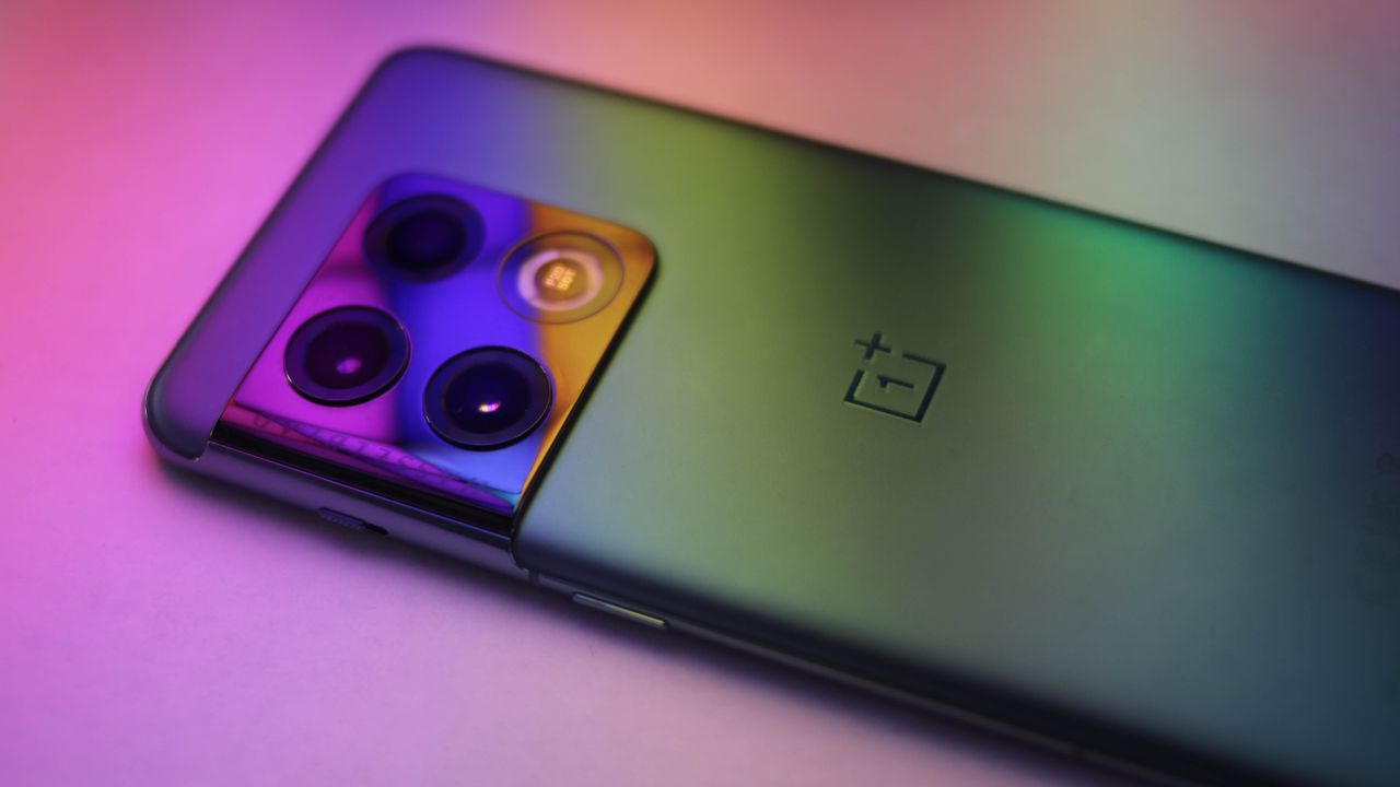 OnePlus 10 Pro's back cover