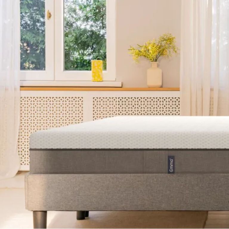 difference between goga mat and memory foam