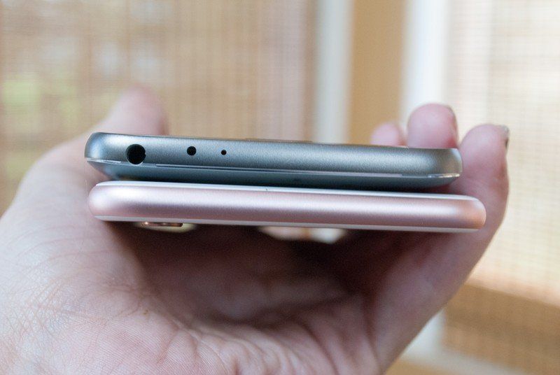 Top of phones