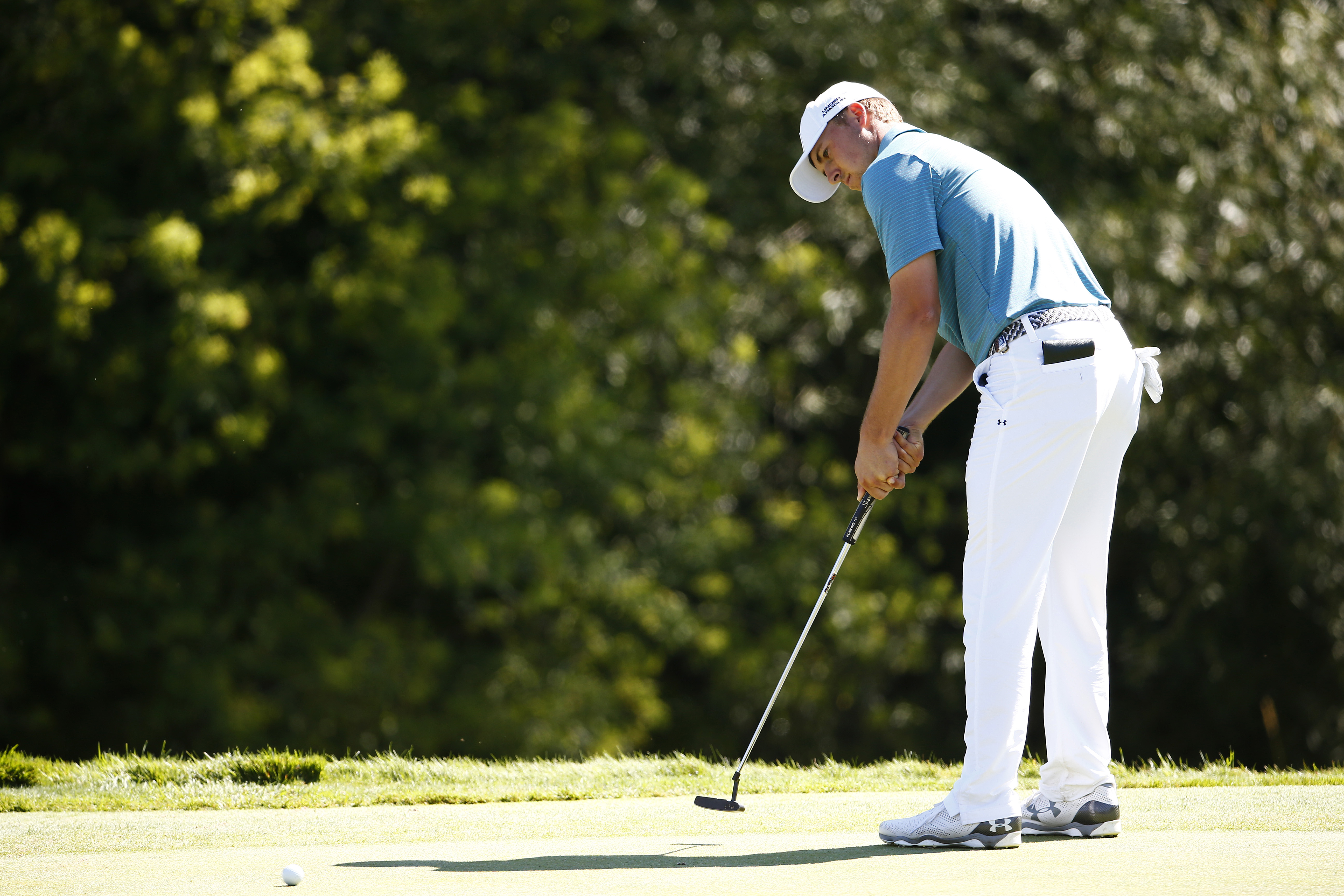 Jordan Spieth over a short putt