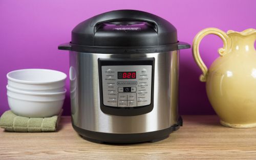  BLACK+DECKER 6 quart 11-in-1 Cooking Pot, Stainless Steel,  Pressure Cooker, Slow Cooker, Multi-Cooker, PR100: Home & Kitchen