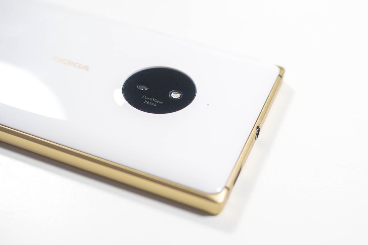 Lumia 830