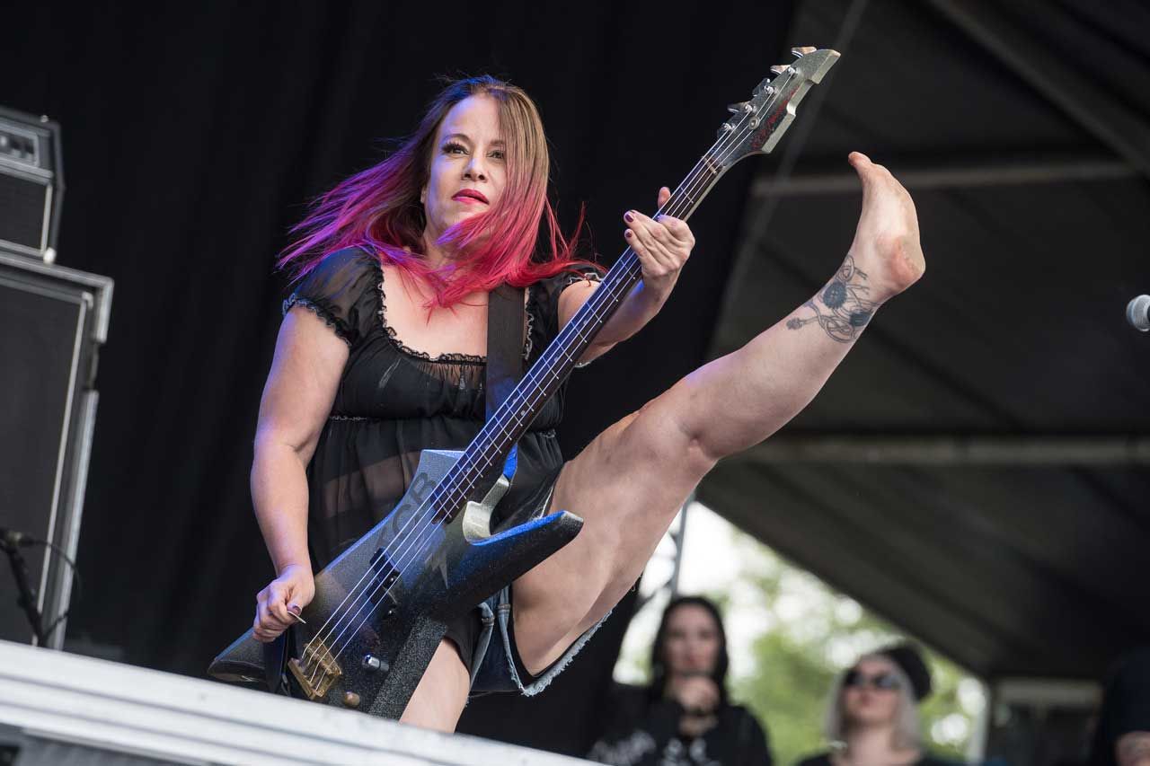 L7 at Download festival
