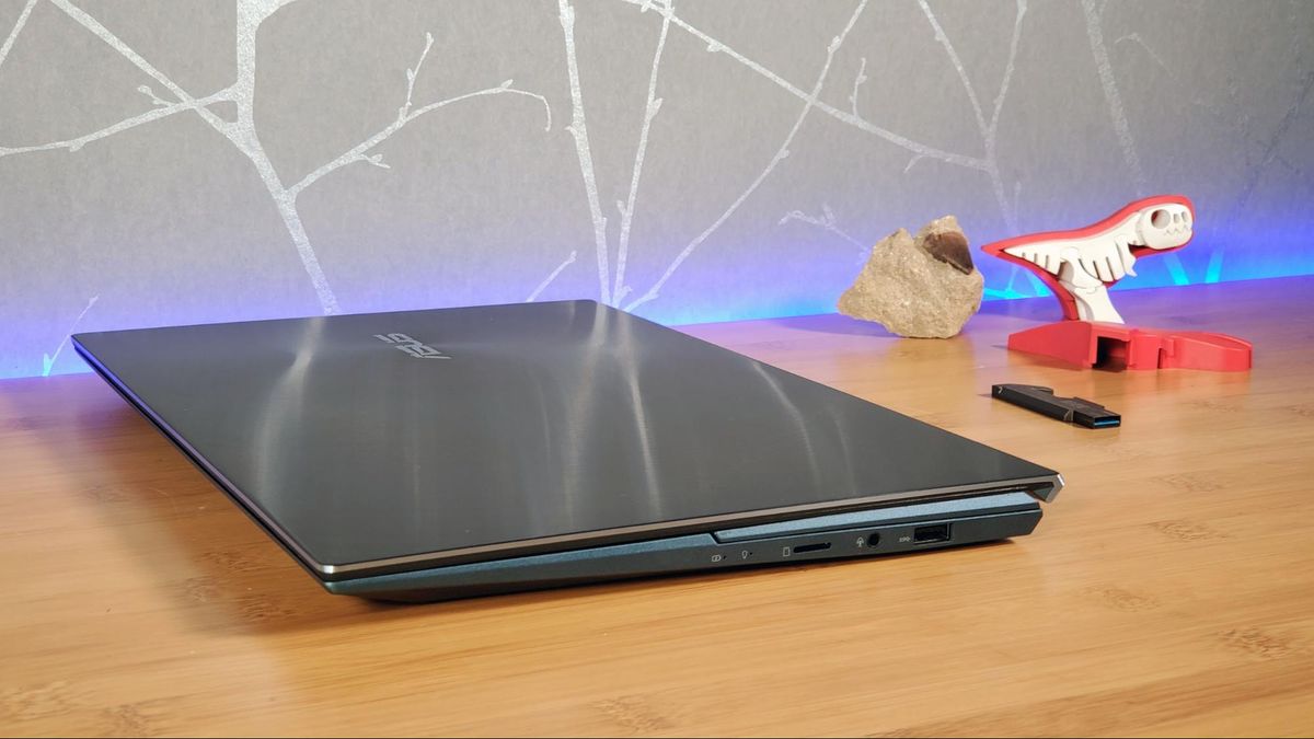 Asus ZenBook Duo 14 UX482 Review: Dual-Screen Refinement | Tom's
