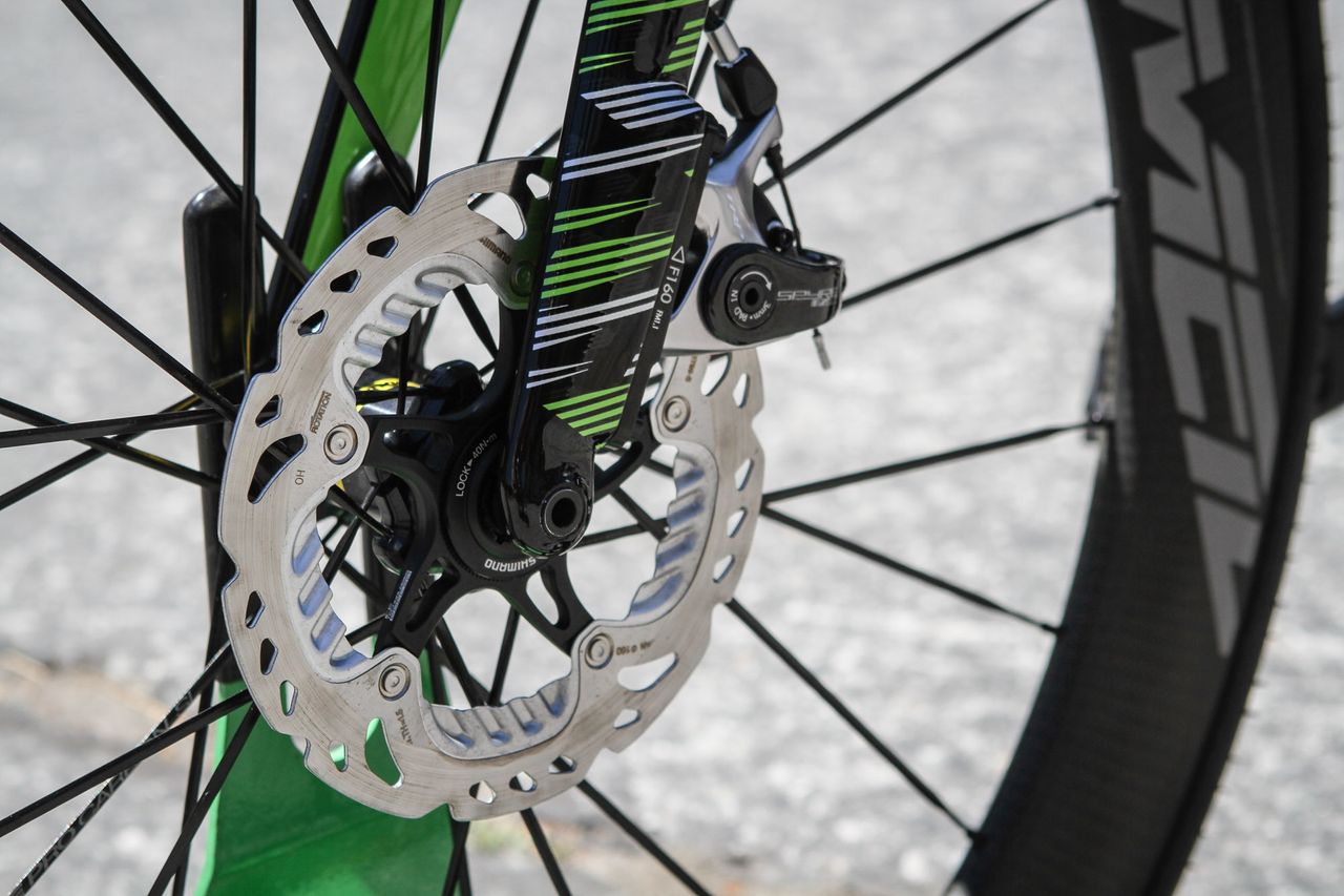 A Cannondale-Drapac rider rode the disc version of the Super Slice, which was first seen at Tirreno-Adriatico earlier this season