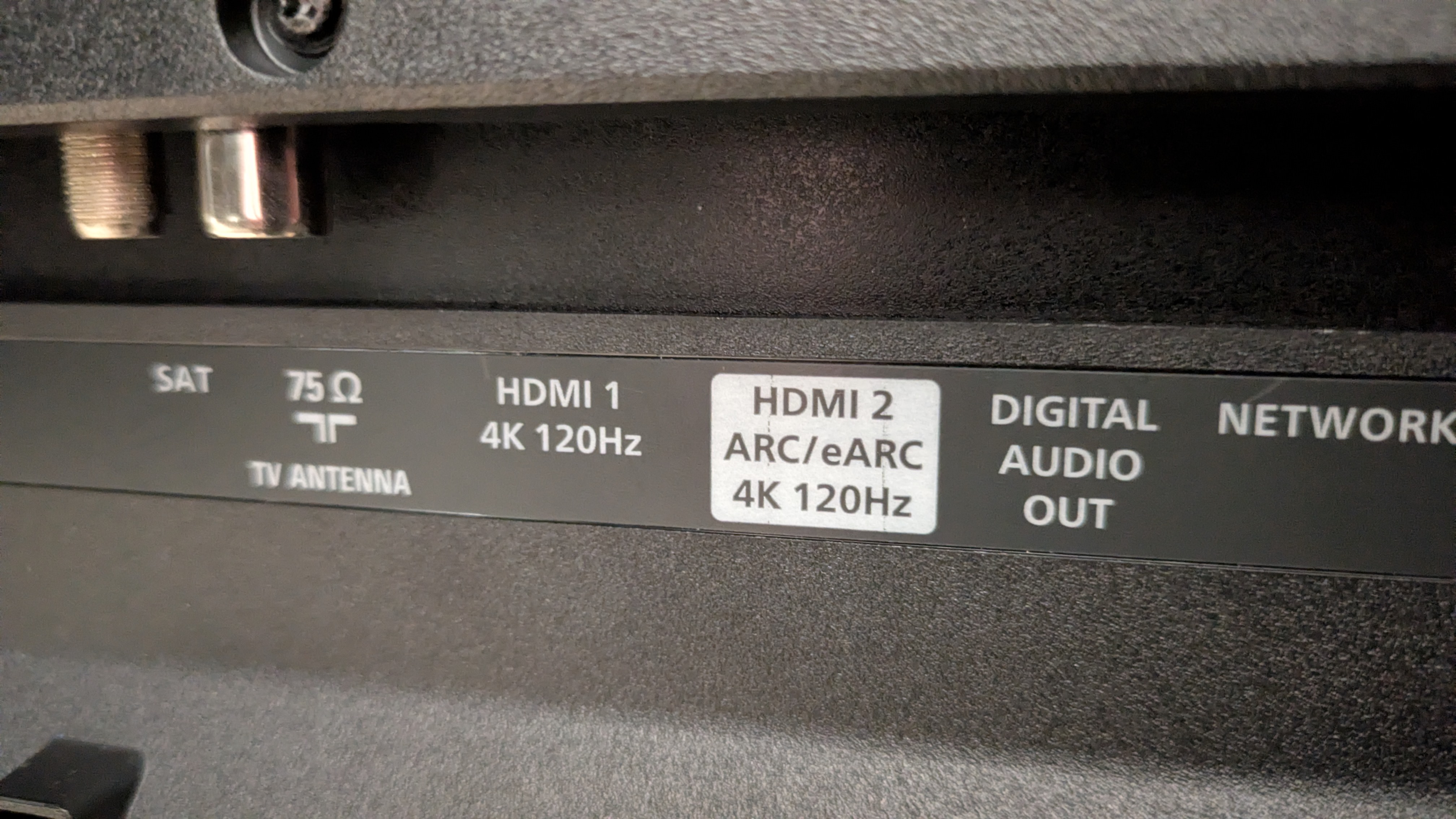 Philips OLED910 HDMI ports 1 and 2 