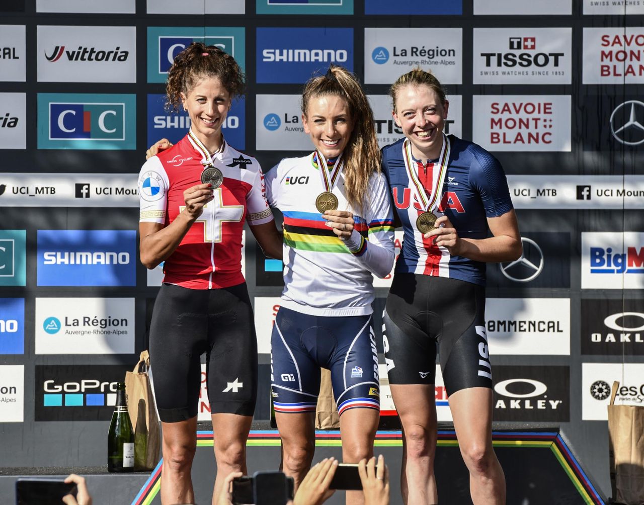 L to r: Jolanda Neff, Pauline Ferrand Prevot, Haley Batten