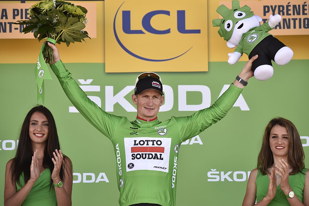 Andr&eacute; Greipel (Lotto Soudal) in the green jersey