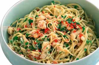 Crabmeat linguine with chilli | Italian Recipes | GoodtoKnow