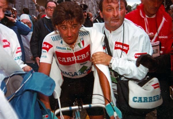 Roche's teammate Roberto Visentini has won the stage 13 time trial and reclaims the maglia rosa.