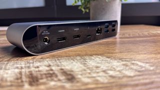 Belkin Connect Pro Thunderbolt 4 Docking station