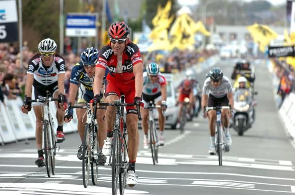 George Hincapie (BMC) finished sixth