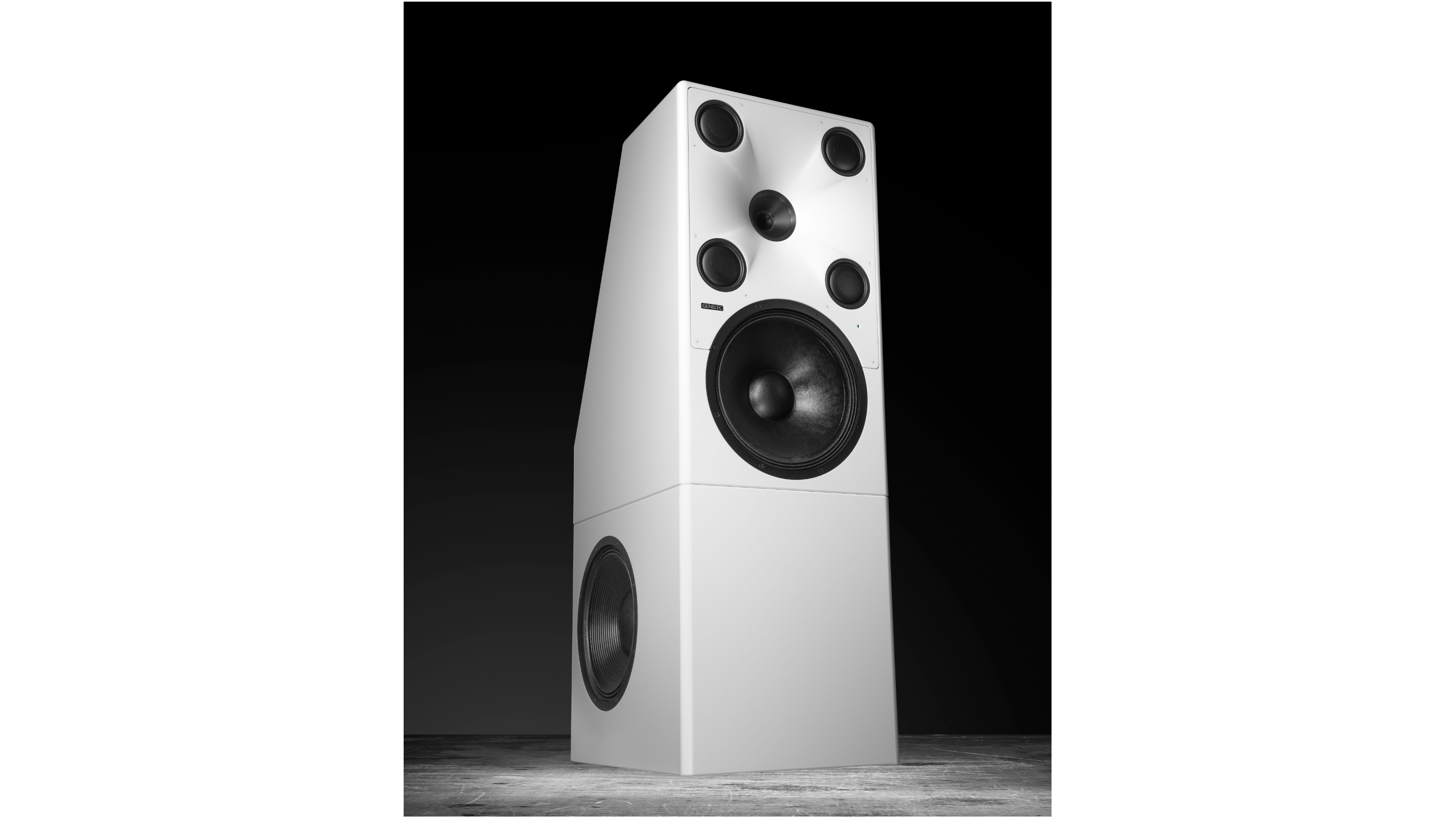 Практика: обзор Genelec 8381A