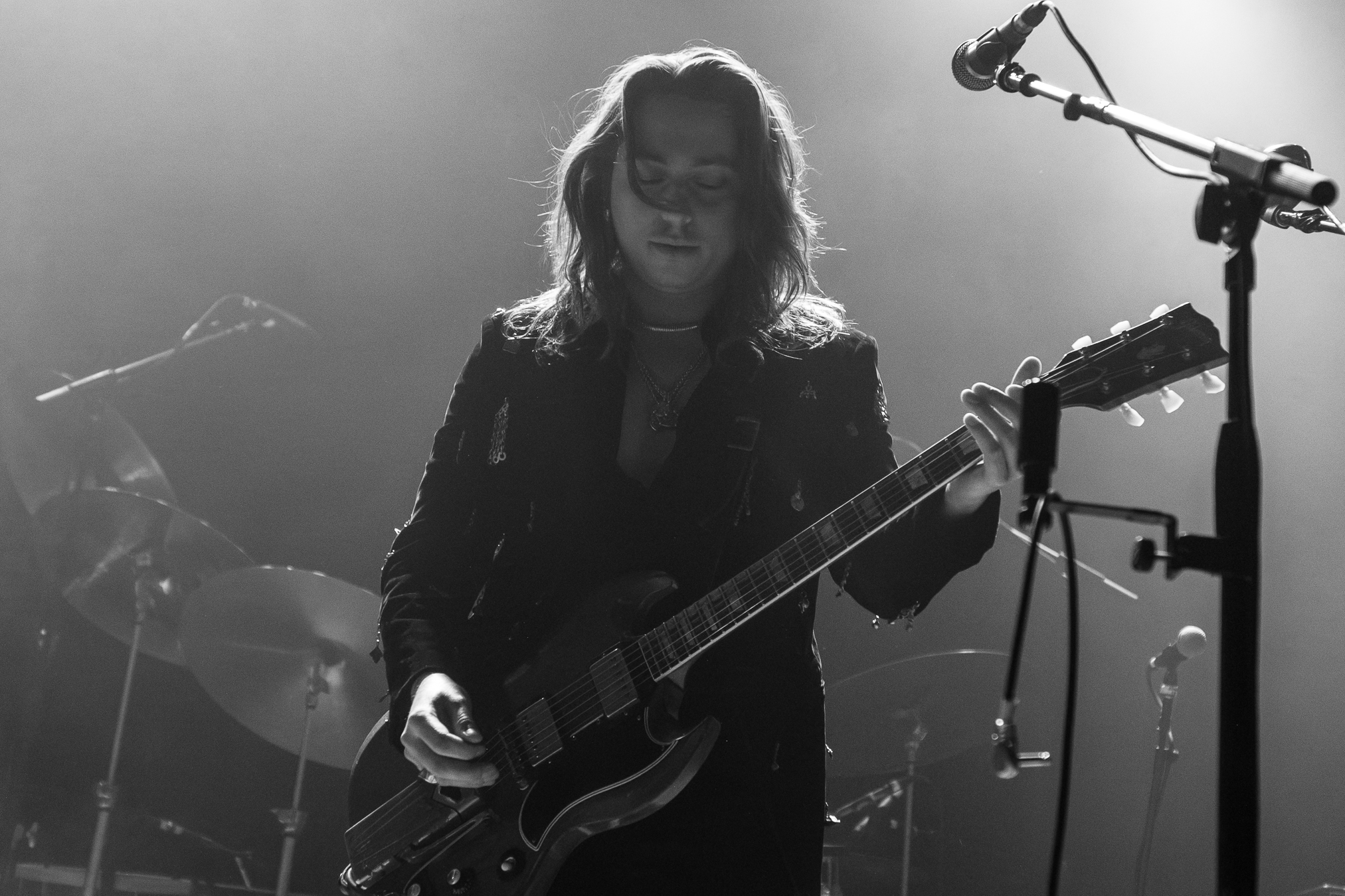 Mirador onstage at Islington Assembly Hall