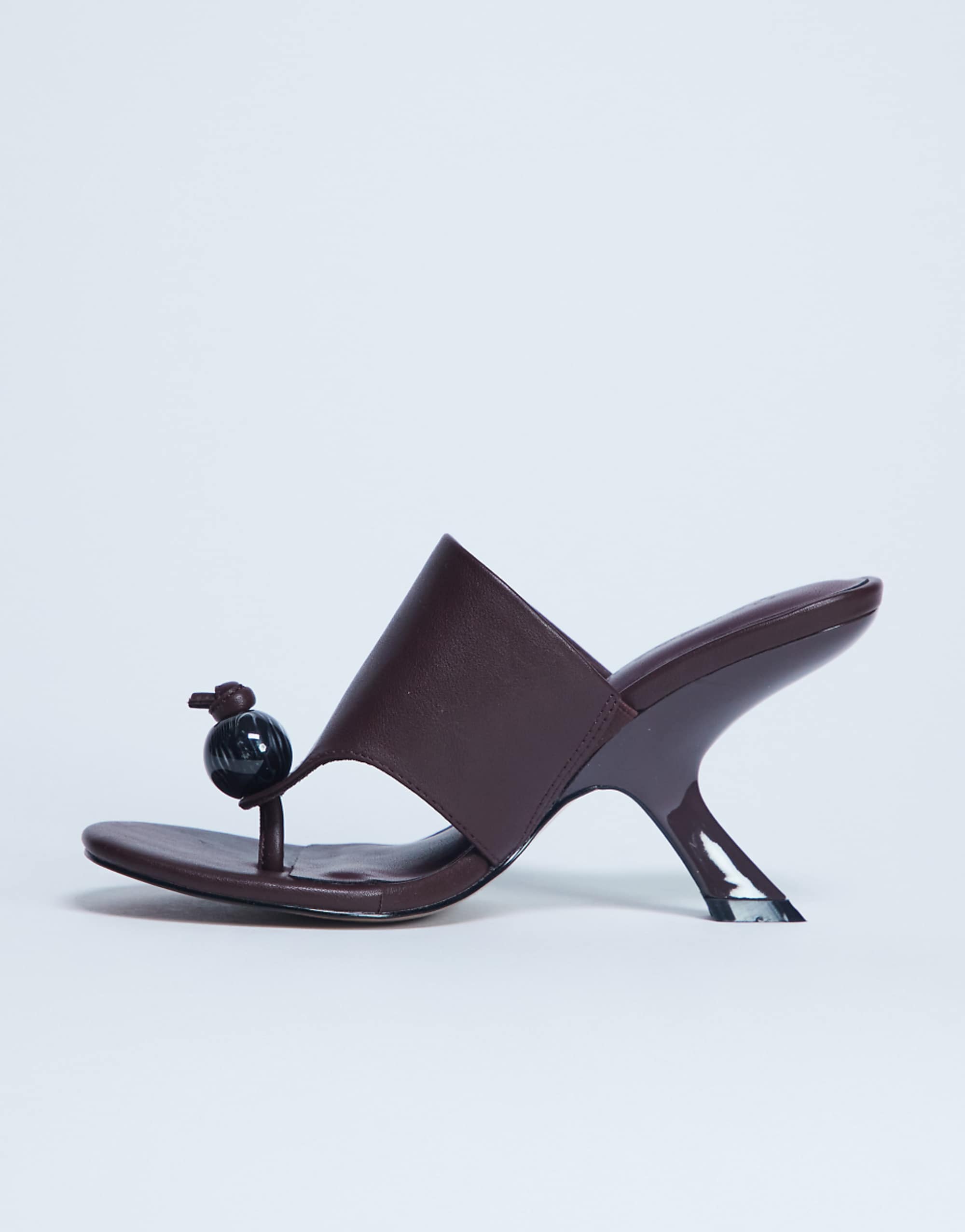 Topshop Isai Beaded Toe Thong Heeled Mule in Burgundy