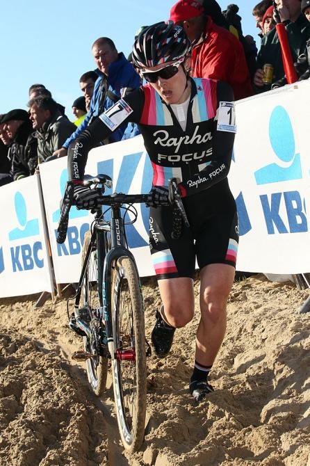 Gabriella Durrin (Rapha-Focus)