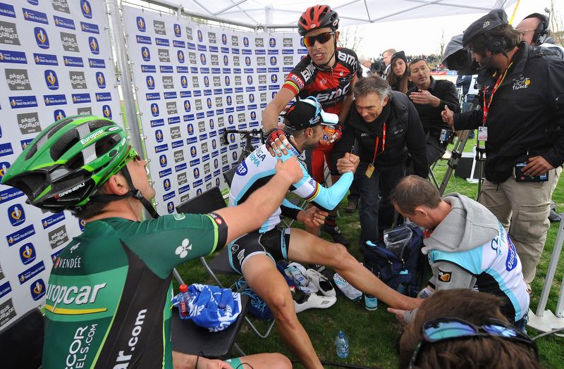 The podium finishers from 2012 congratulate each other