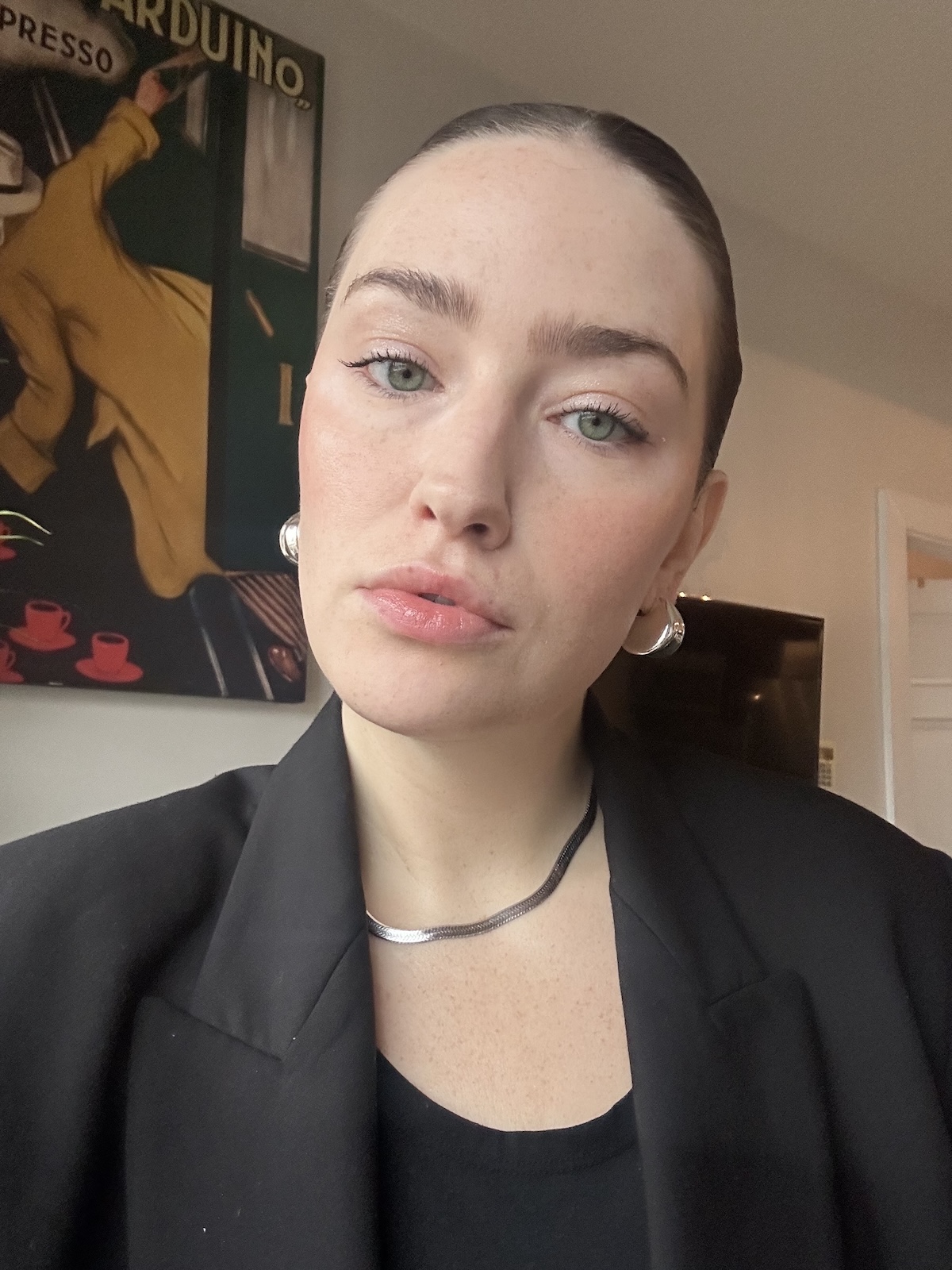 Katie Berohn tests Aquaphor Lip Repair Ointment.