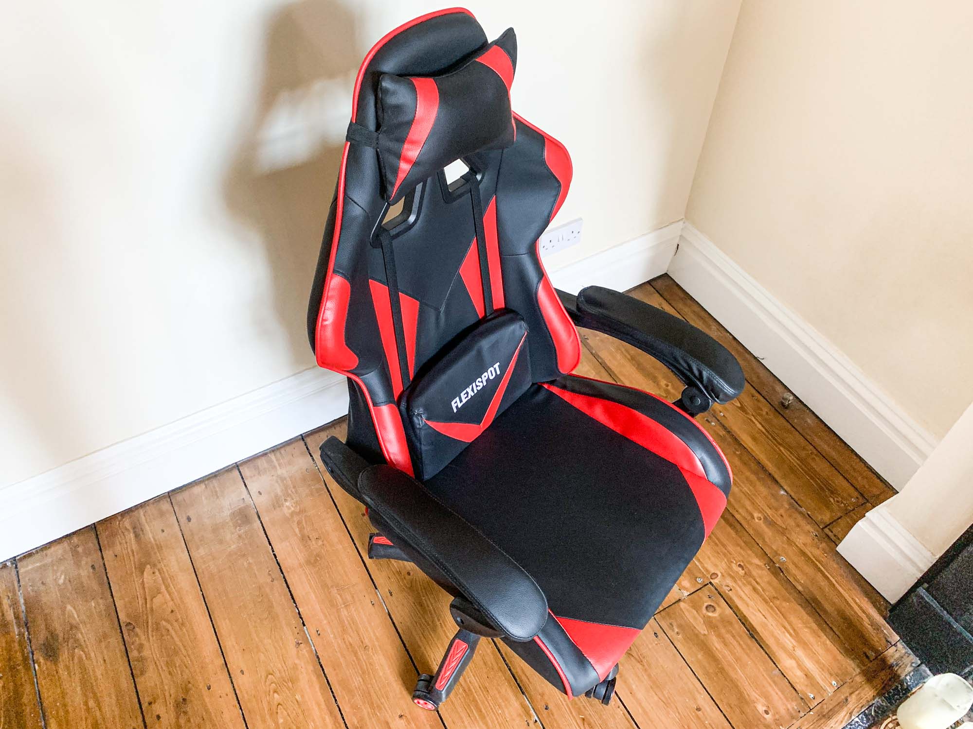 FlexiSpot Gaming Chair GC01 review