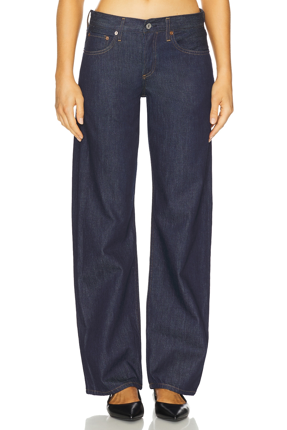 Low Rise Loose Jeans