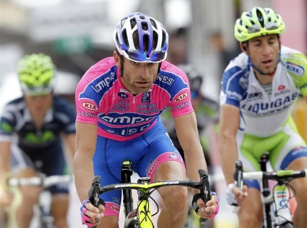 Michele Scarponi lost more time to Contador