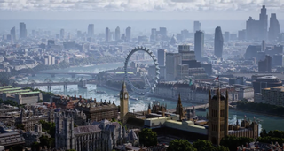 google maps immersive view 3d aerial shot of london