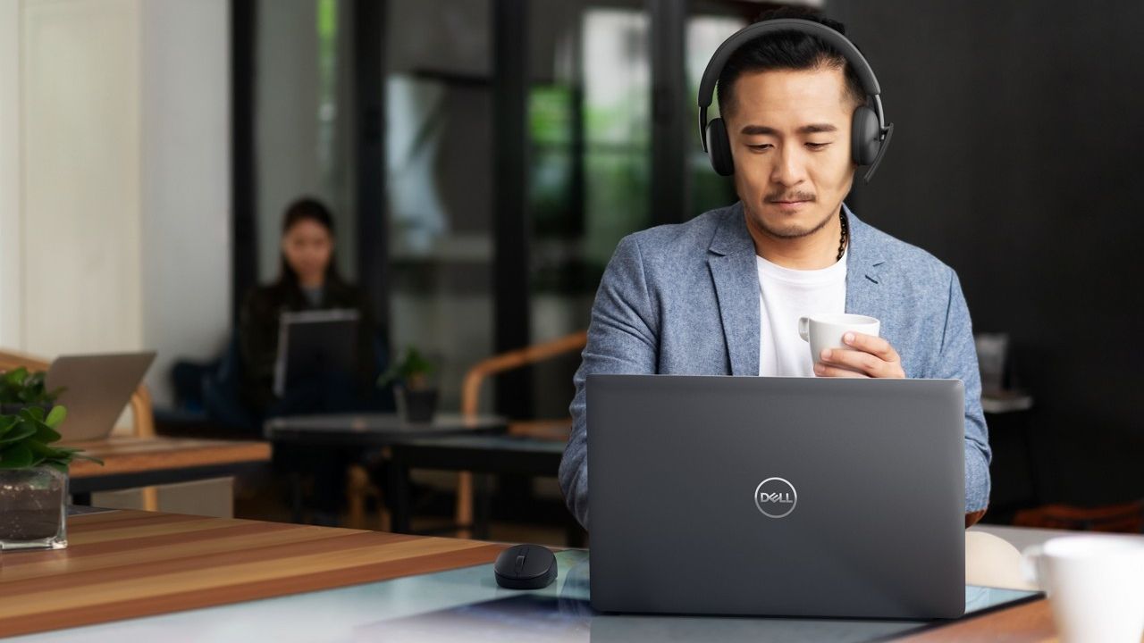 Image of the 2024 Dell Headset lineup.