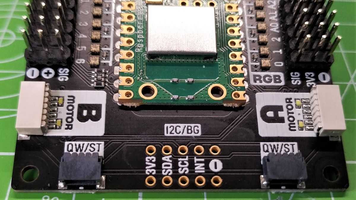 Pimoroni Inventor 2040 W