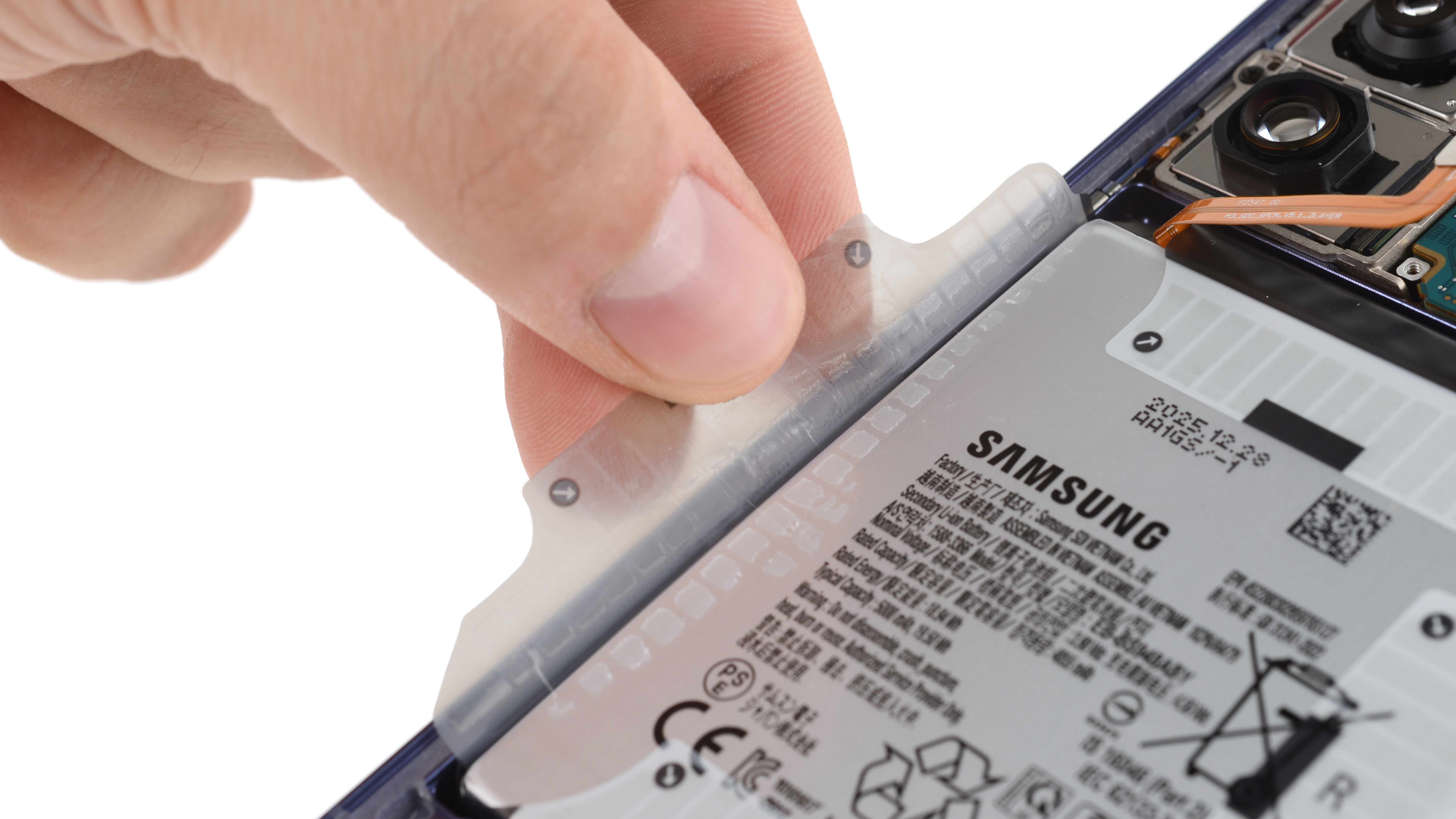 Galaxy S26 Ultra teardown photos from iFixit.