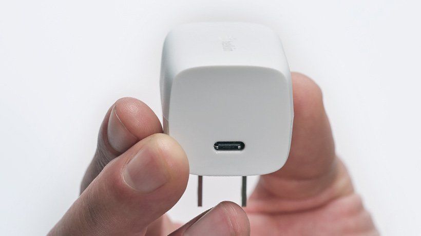 Belkin 60w Charger In Hand