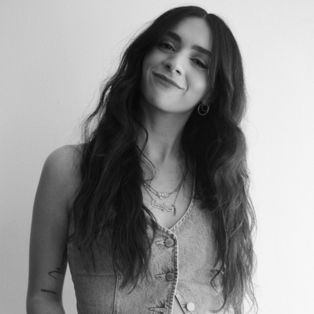 Hairstylist Carlyn Griscti talks to Marie Claire about half-up half-down hairstyle