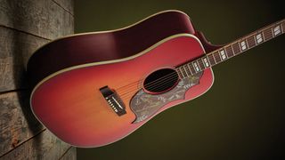 4. Gibson Montana Hummingbird 2018