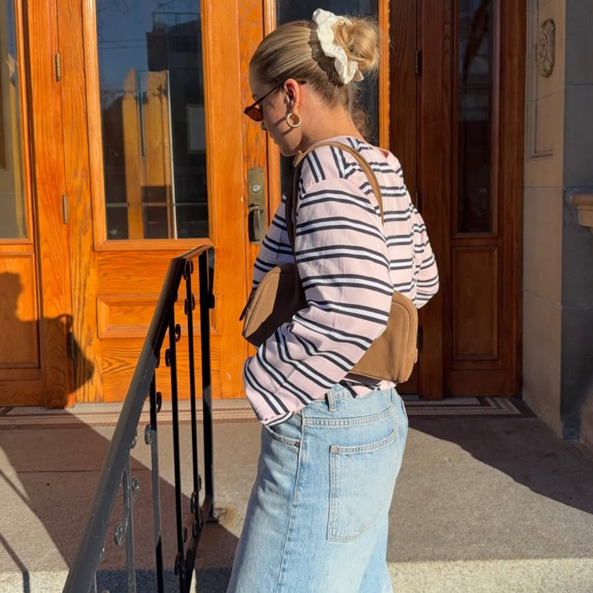 woman wearing spring fashion outfit 2026