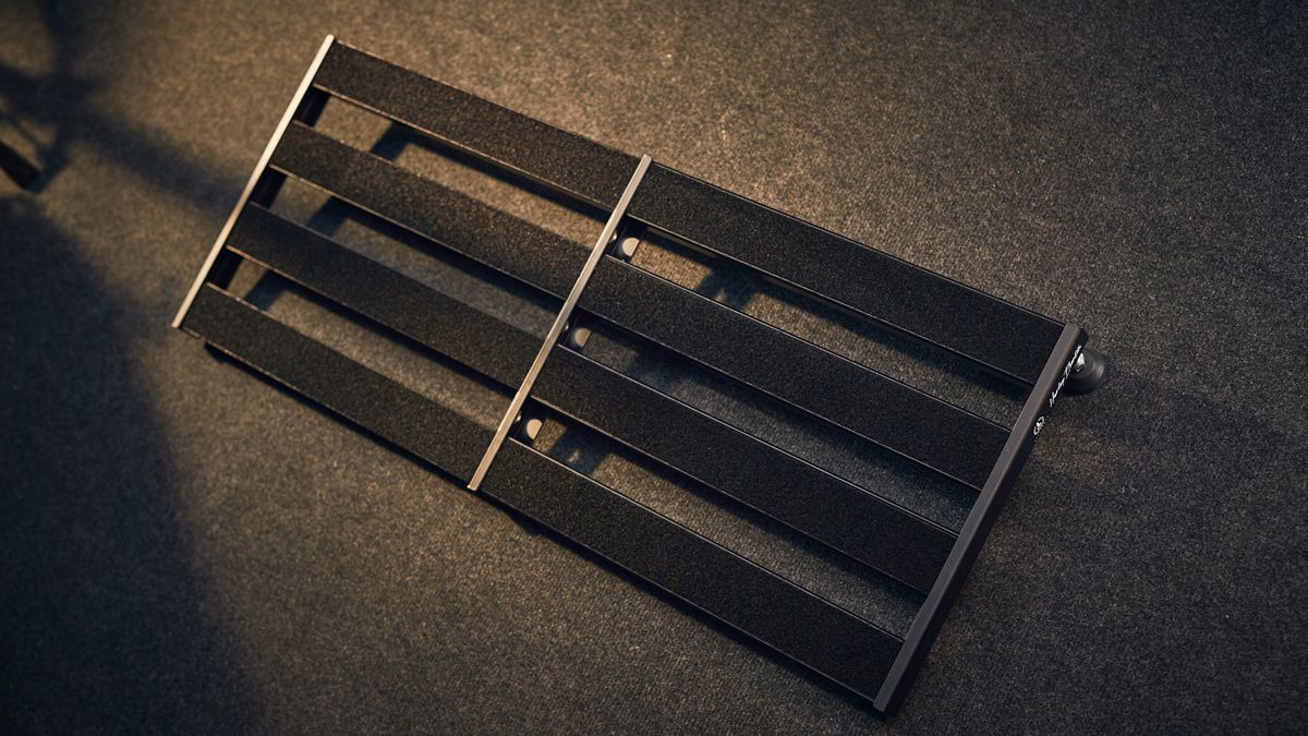 Harley Benton SpaceShip Flex pedalboard