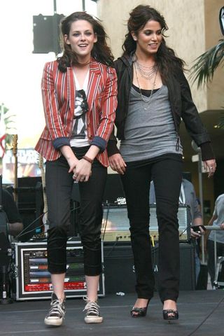 Kristen Stewart and Nikki Reed at a cast signing in LA