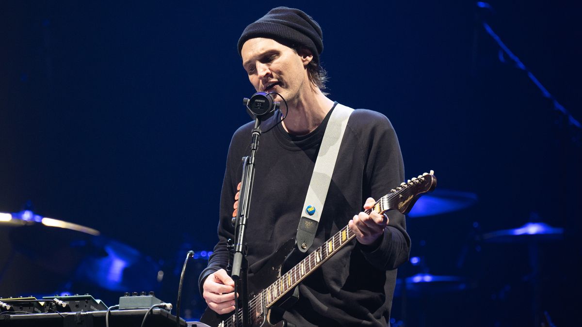 Jane’s Addiction tap Josh Klinghoffer to fill in for Dave Navarro on upcoming live shows