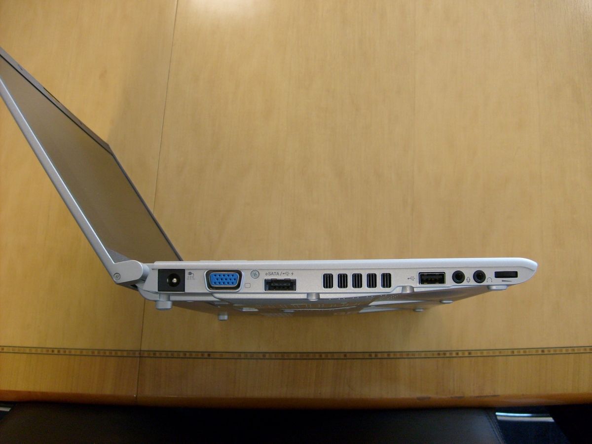 Toshiba Portege R600