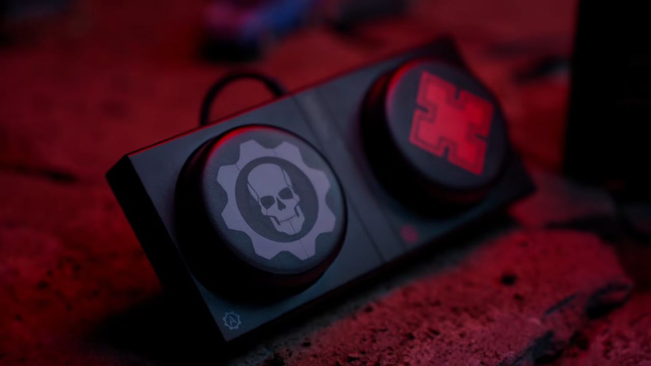 8BitDo Gears of War keyboard and mouse