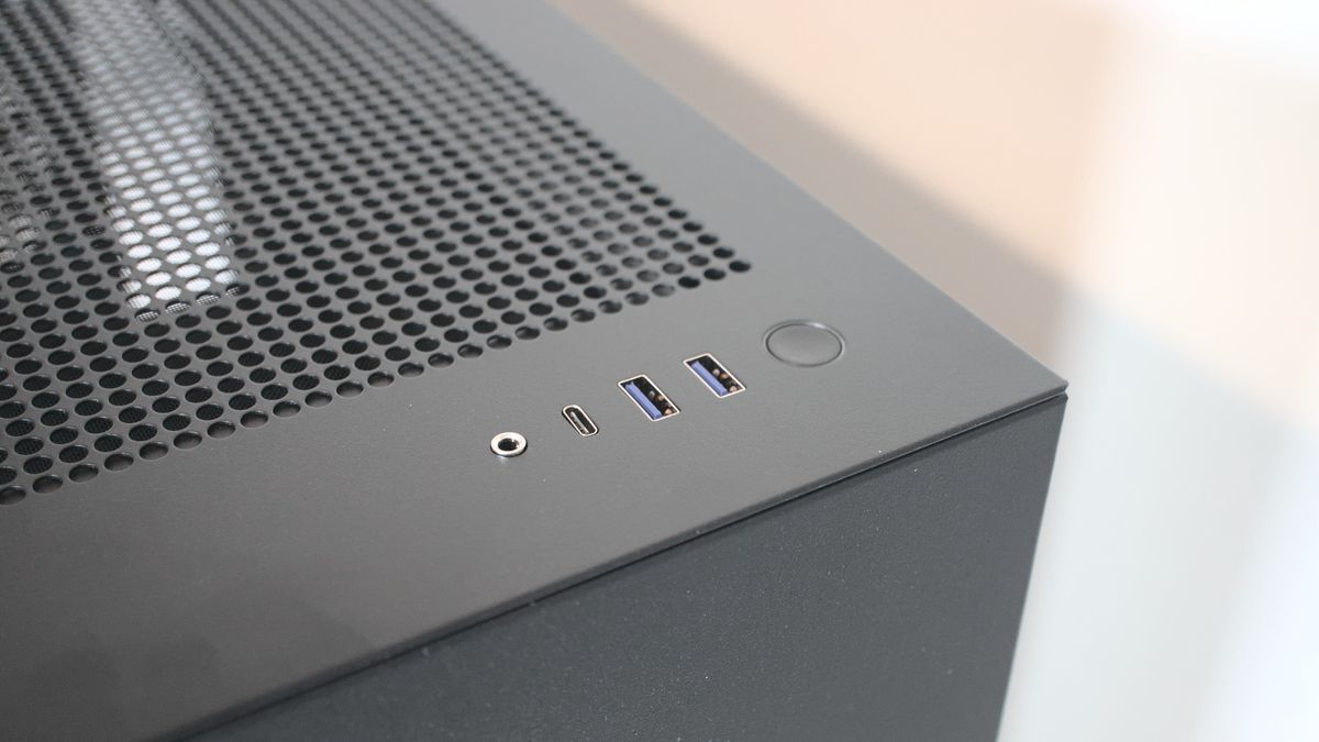 NZXT H7