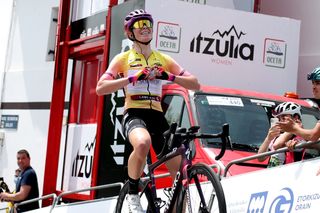 MALLABIA SPAIN MAY 14 Demi Vollering of Netherlands and Team SD Worx Yellow Leader Jersey celebrates winning during the 1st Itzulia Women 2022 Stage 2 a 1179km stage from Mallabia to Mallabia 262m ItzuliaWomen UCIWWT on May 14 2022 in Mallabia Spain Photo by Gonzalo Arroyo MorenoGetty Images