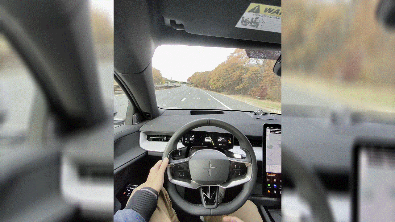 2025 Polestar 3 premium features.