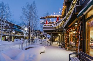 Skiing in The Rockies - Aspen and Winter Park, Colorado