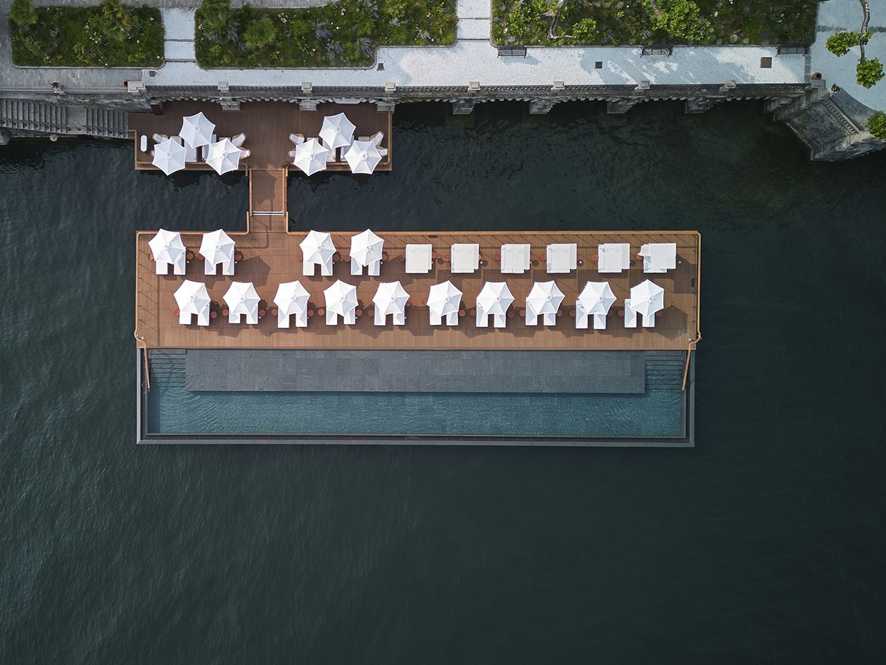 Mandarin Oriental floating infinity pool platform by Herzog and de Meuron